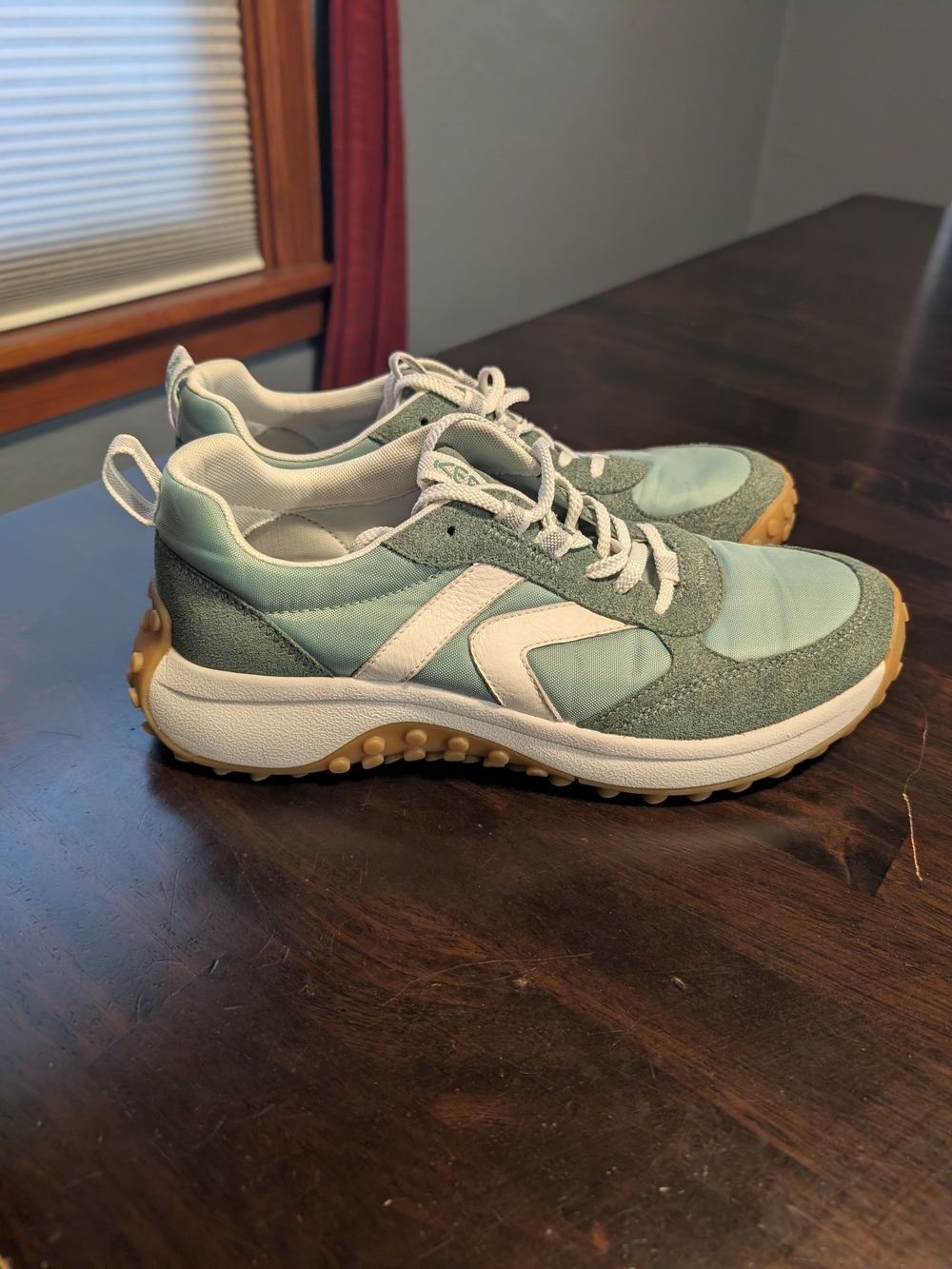 Keen Women's KS86 Sneaker, Mint/White, Women's 10.5, NWOT